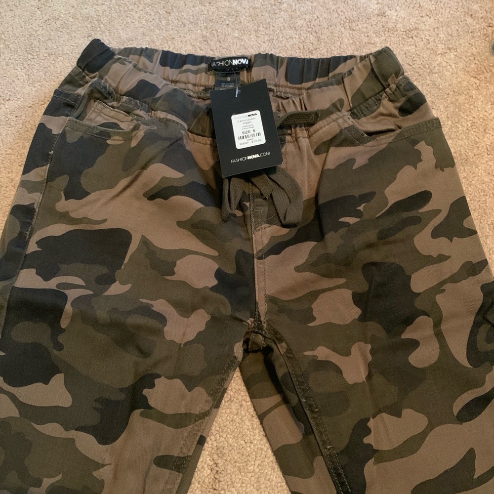 Fashion nova camo joggers